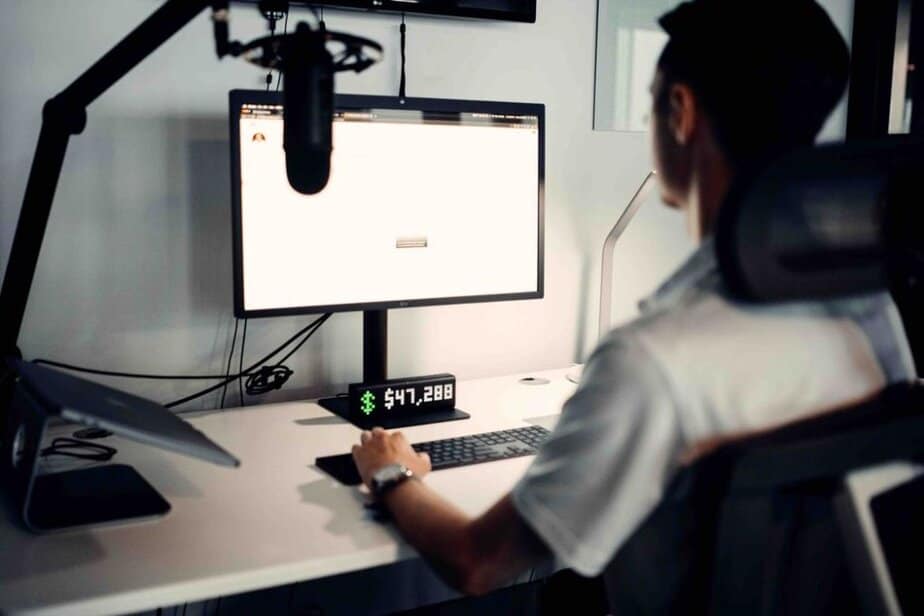 Best Strategies for Monetizing Your Podcast
