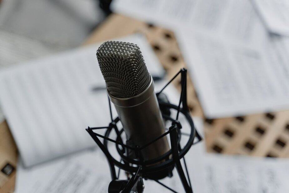 Deliver Valuable Podcast Content Using PLR